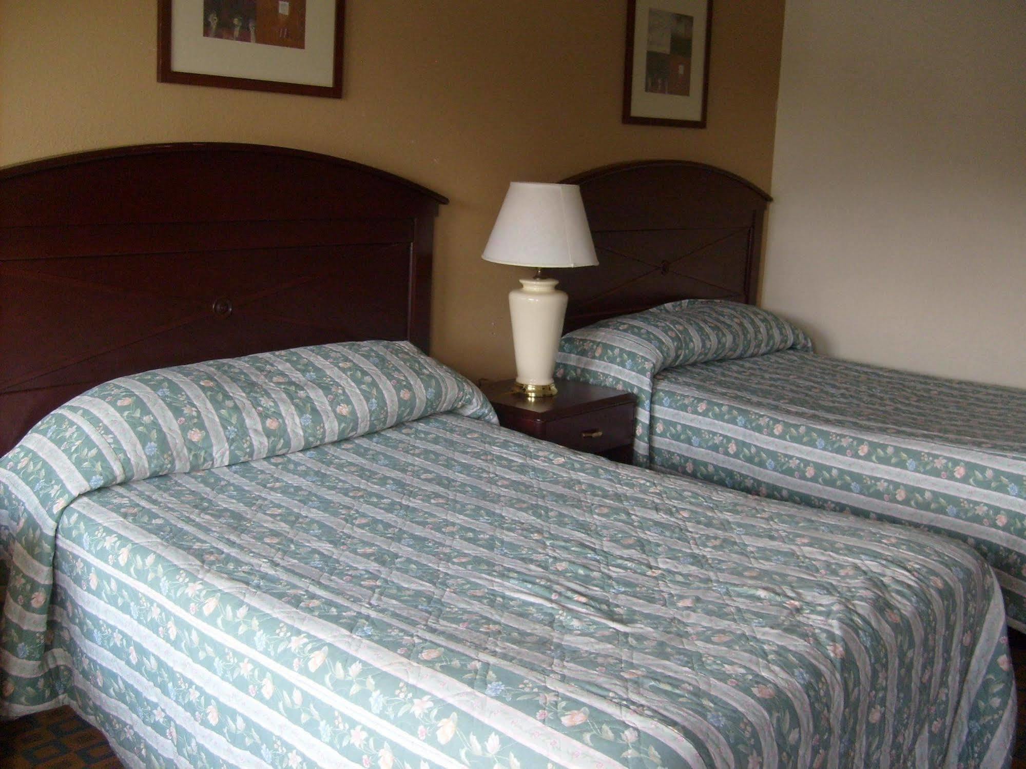 Express Inn Thomson Buitenkant foto